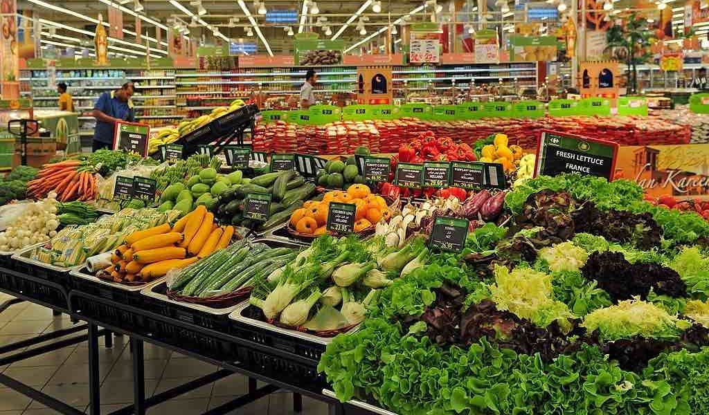 Sección de frutas y verduras de un supermercado alemán.