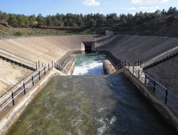 Presa de los Anguijes.