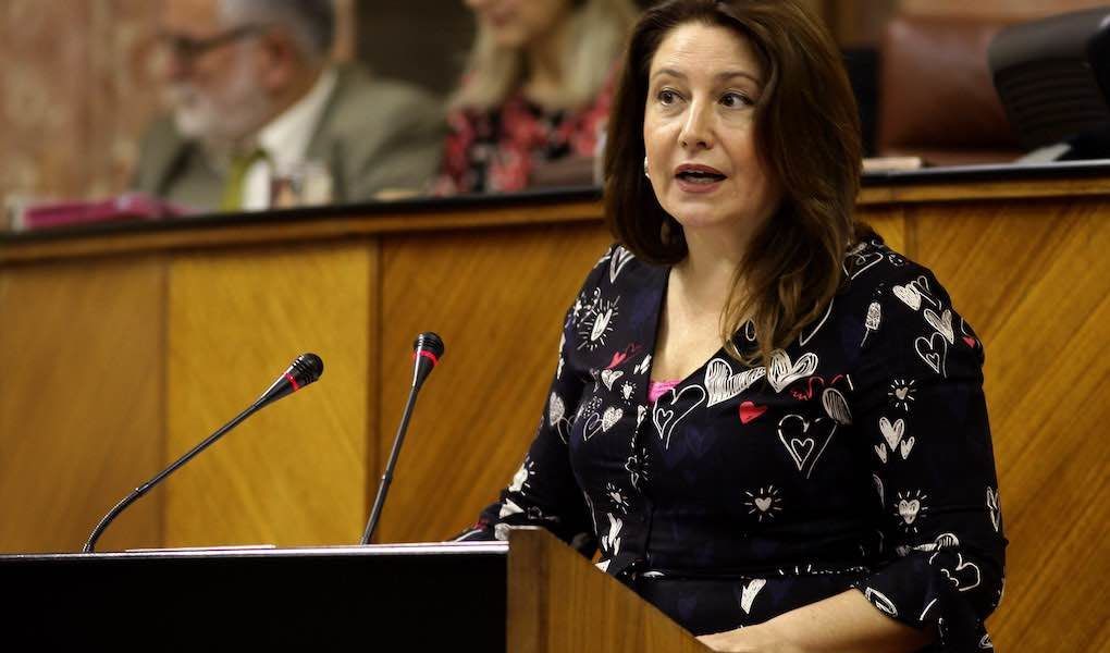 Carmen Crespo en el Parlamento Andaluz.