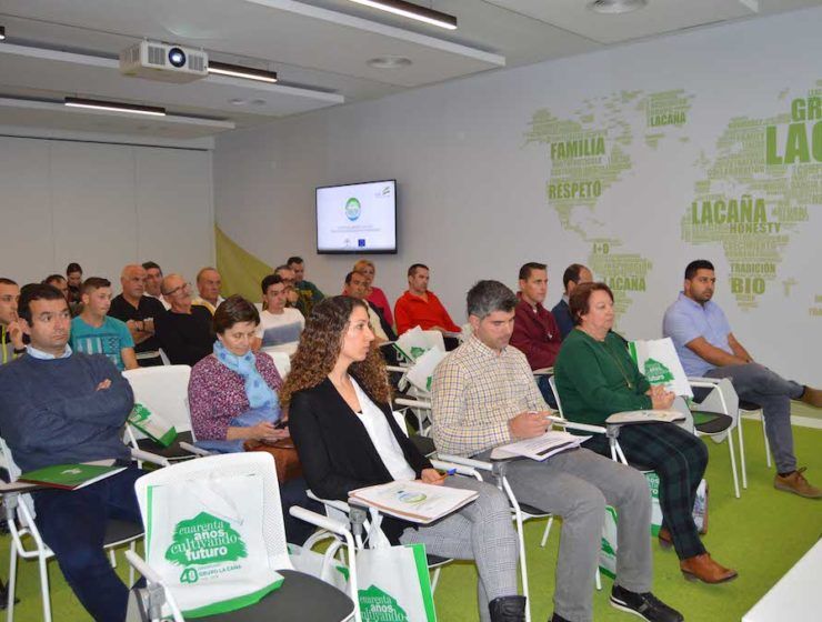 Agricultores de Costa de Granada en jornada Grupo operativo