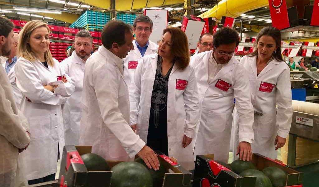 Visita de la Consejera de Agricultura a Indasol