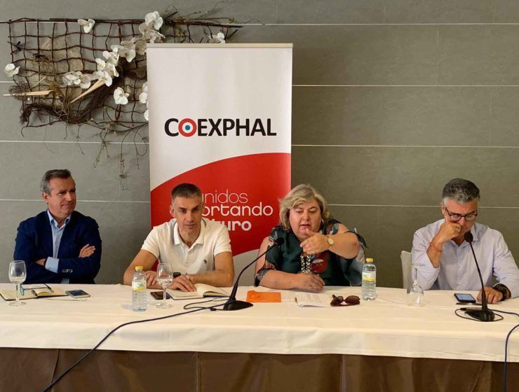 Reunión entre Clara Aguilera y Coexphal