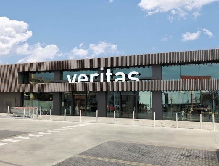 Fachada de tienda Veritas