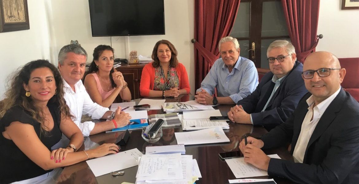 Reunión de la consejera de Agricultura