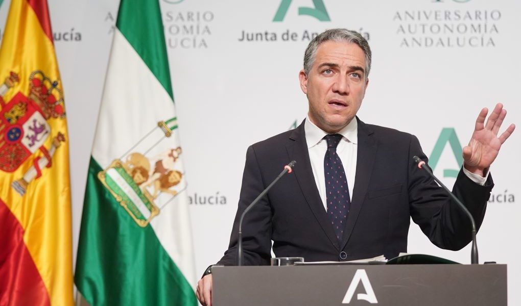 El consejero de la Presidencia, Elías Bendodo en su comparecencia.
