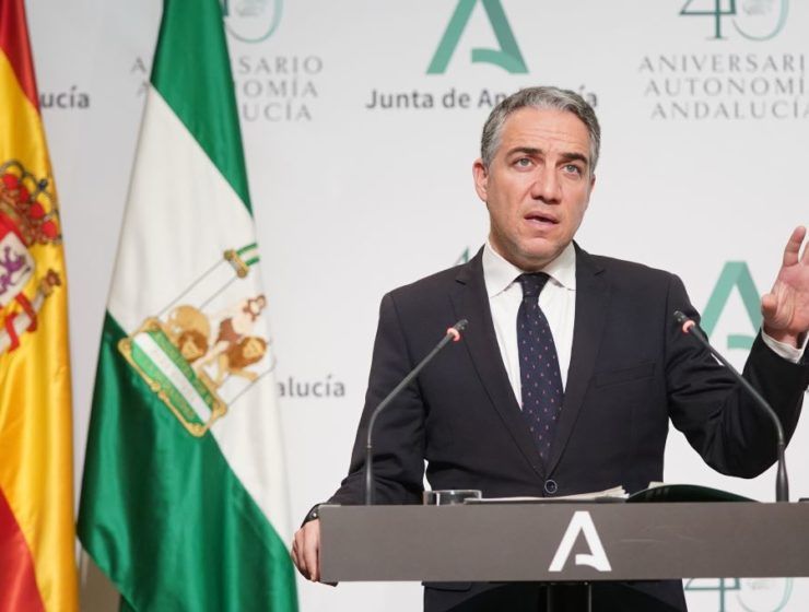 El consejero de la Presidencia, Elías Bendodo en su comparecencia.