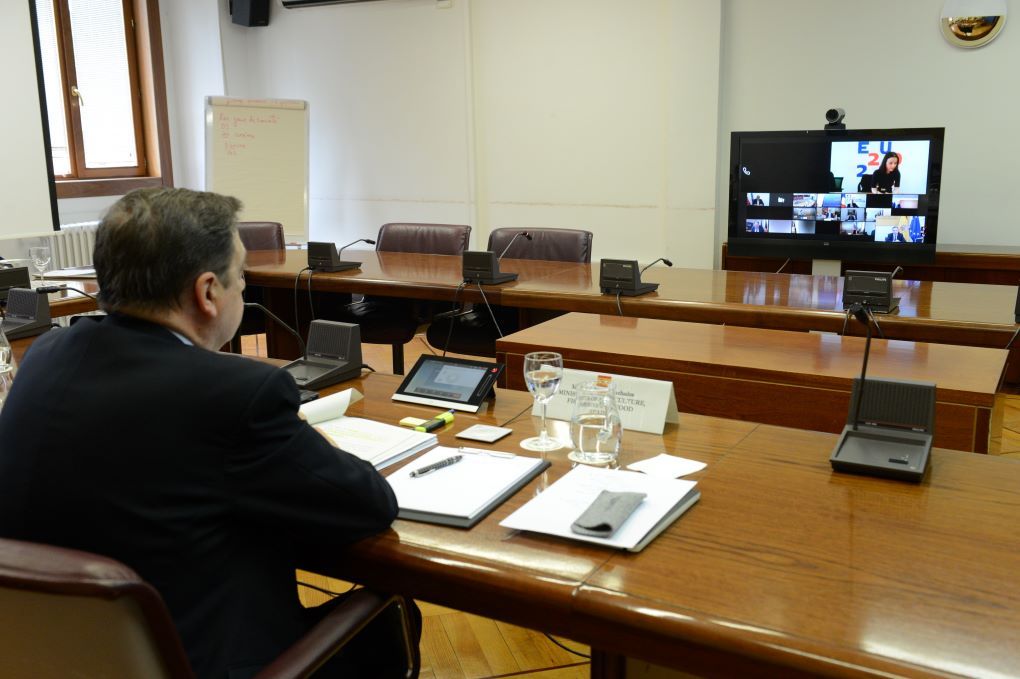 Consejo de ministros de Agricultura europeos en videoconferencia.