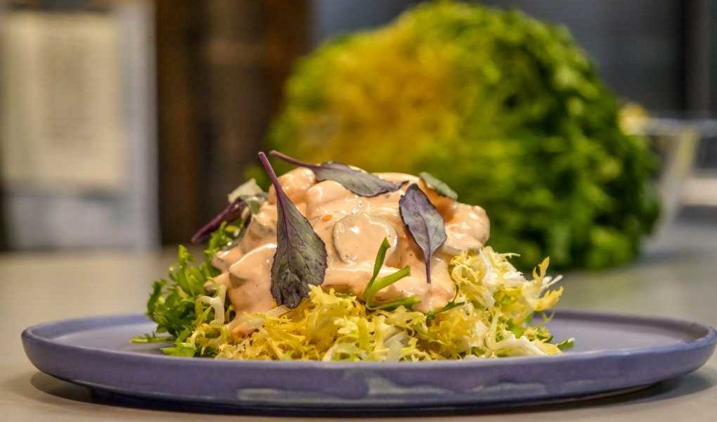 Ensalada de Escarola y Cóctel de Gambas
