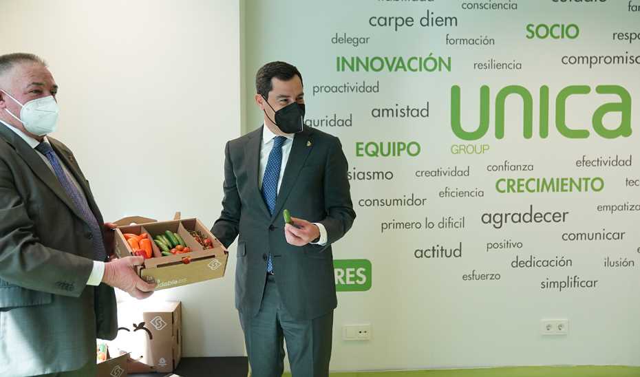 visita juanma moreno UNICA