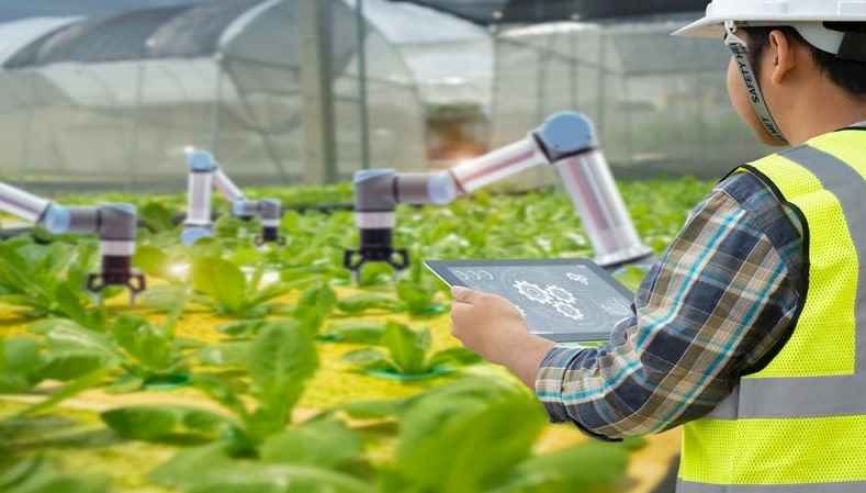 Smart AgriHub