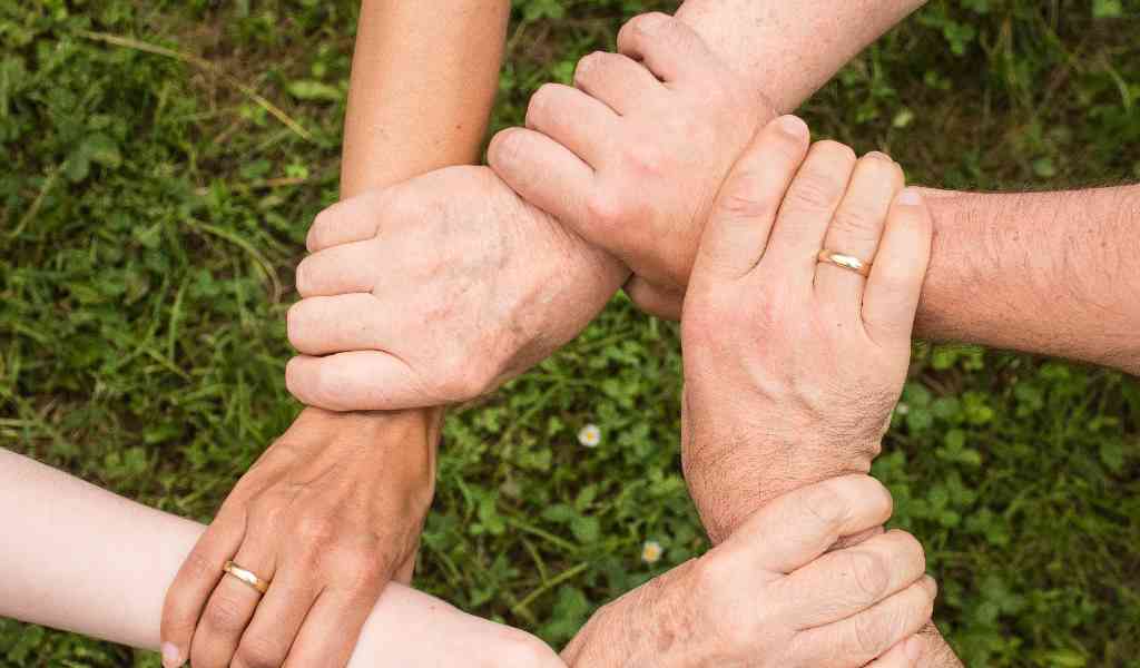manos unidas cooperativas