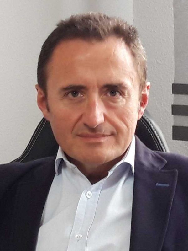 MANUEL LAINEZ