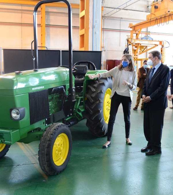 tractor
