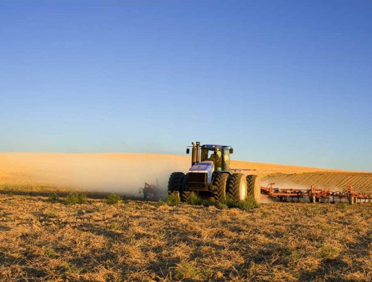Tractor en campo