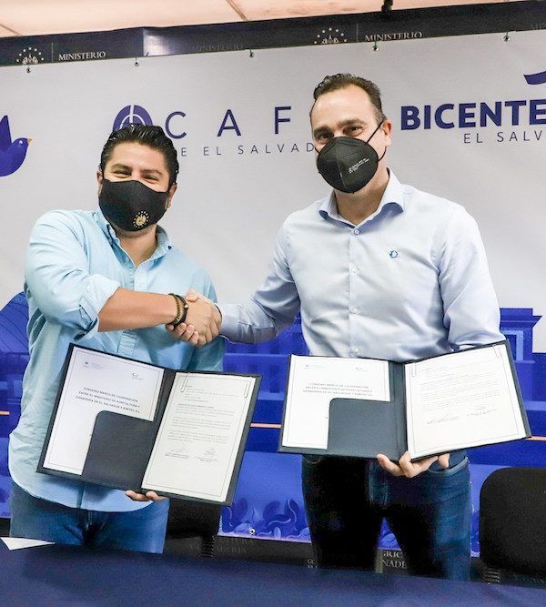 Acuerdo El Salvador - Kimitec -David Martínez y Alejandro de las Casas 1