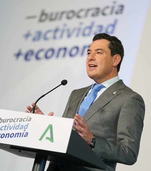 juanma moreno Decreto Simplificación Administrativa 1-1