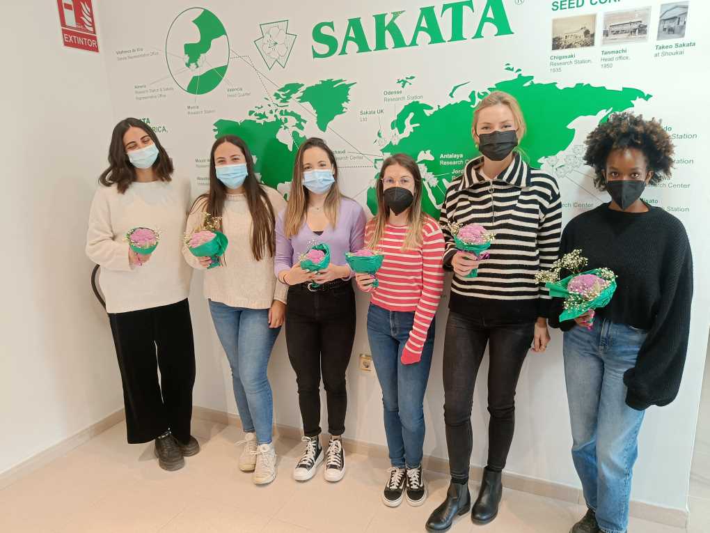 Sakata_mujer