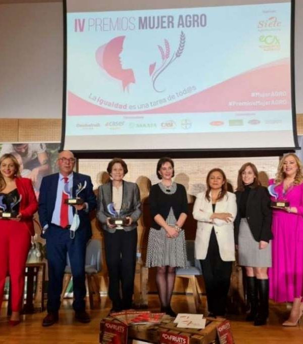 premios mujer agro