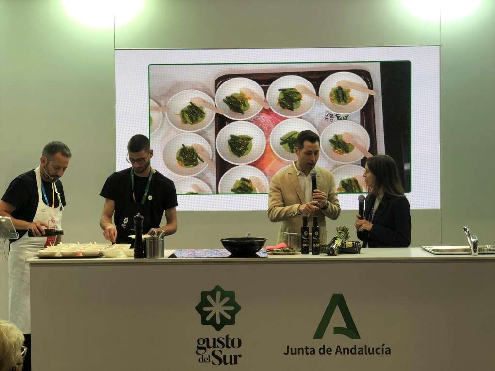 COCINANDO CON ESPÁRRAGOS