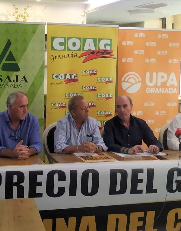 convocatoria tractorada Granada