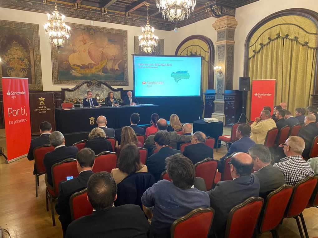Conferencia PAC en Sevilla