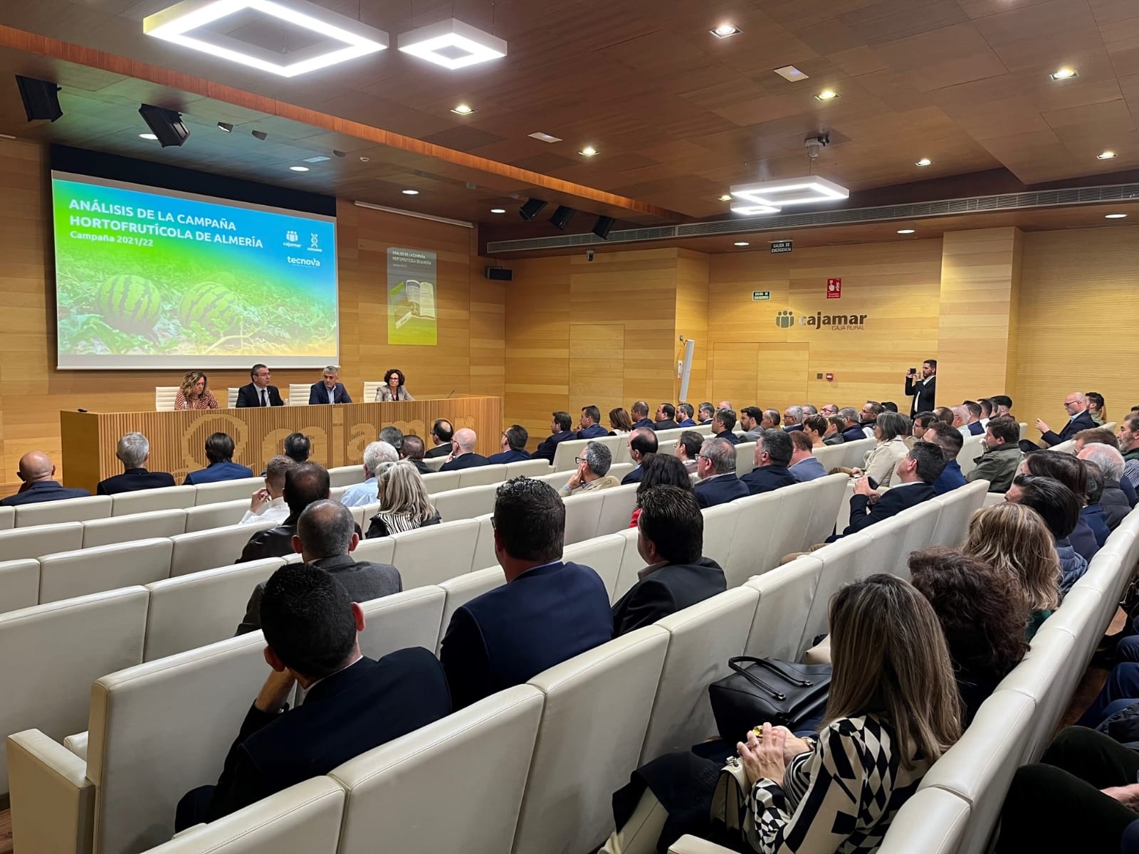 Informe campaña Cajamar