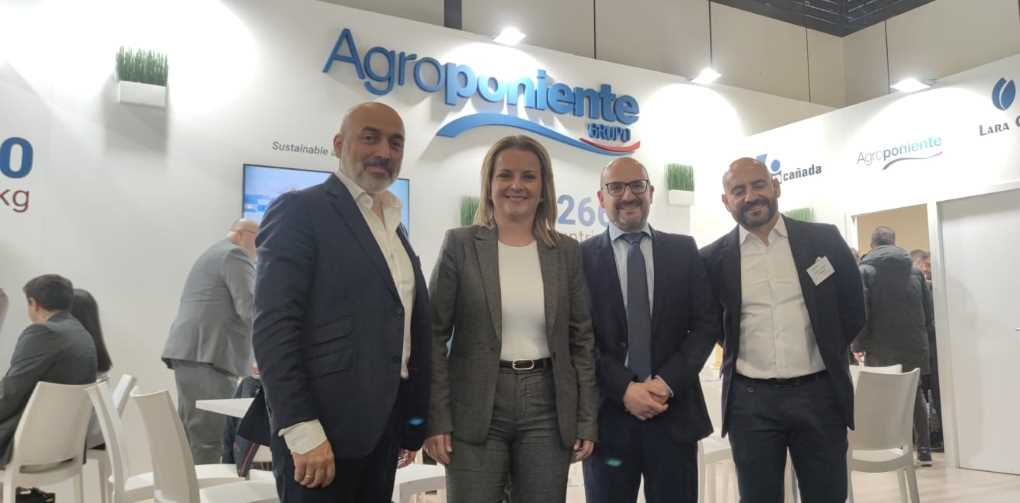 080223 GRUPO AGROPONIENTE. Fruit Logistica. Diputación (002)
