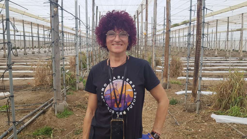 Esther Molina, coprohníjar