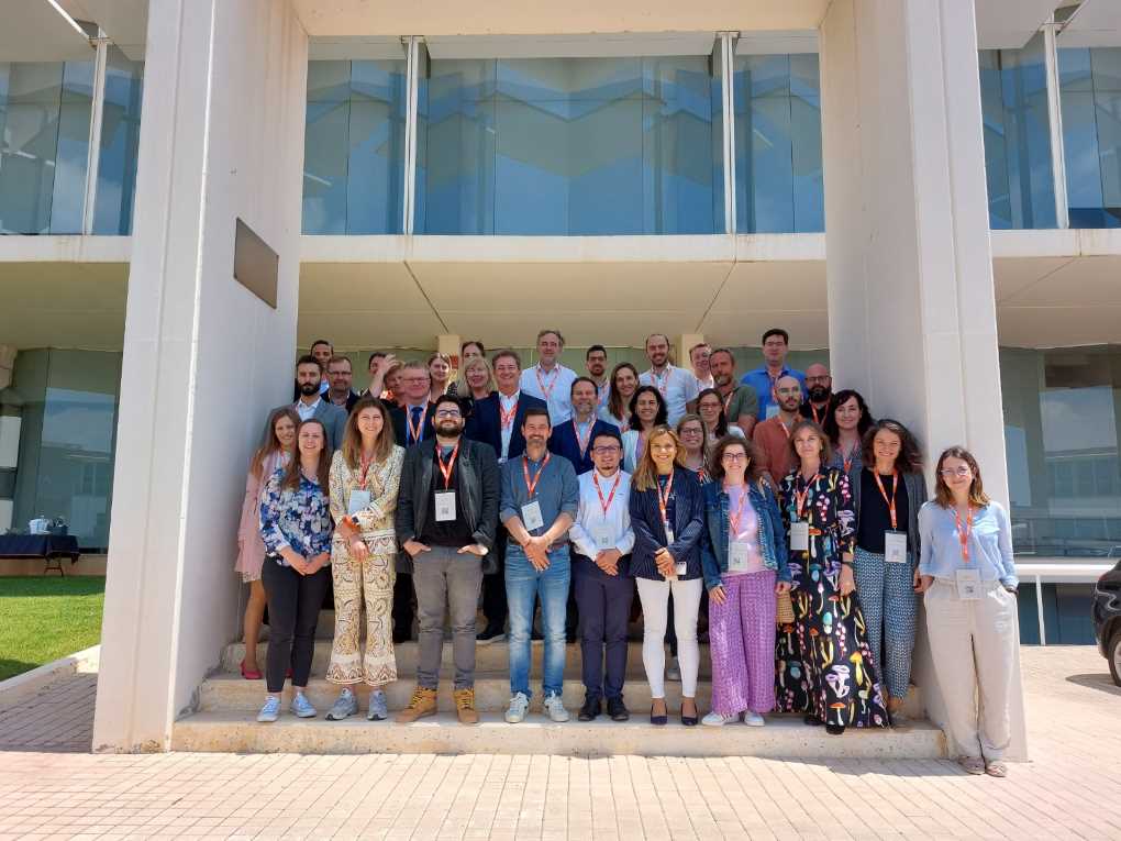 mixmatters ainia 1 (002)