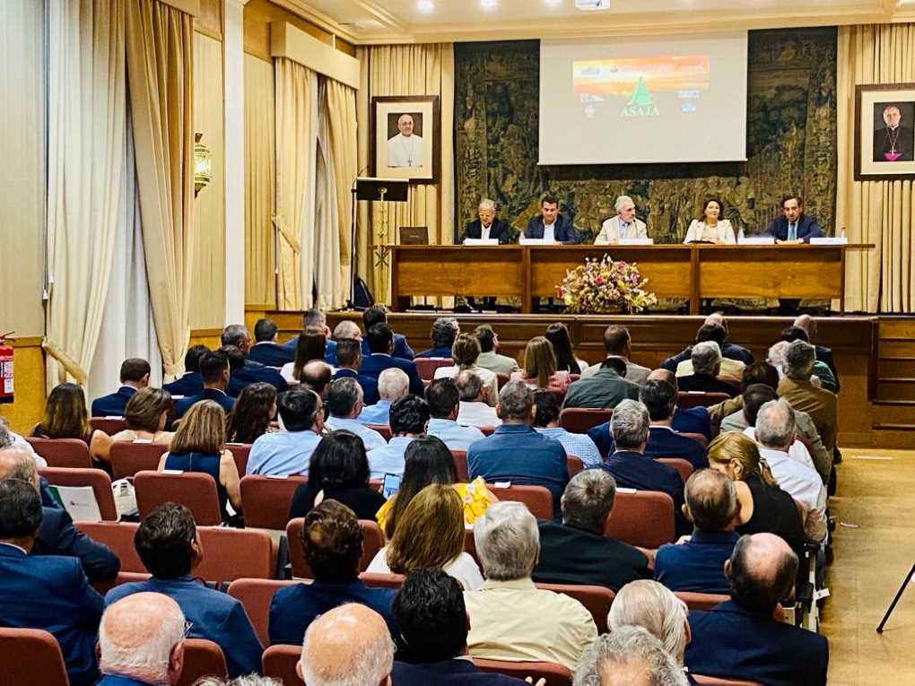 Crespo en la Junta Directiva de Asaja Nacional en Córdoba (002)