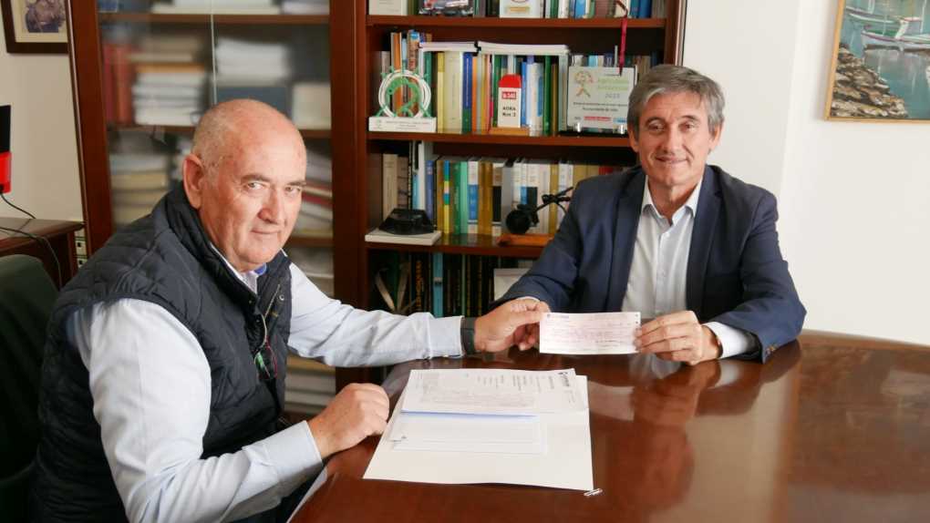 231113 Campoejido realiza una donación de más de 4200 euros al Ayuntamie.._ (003)