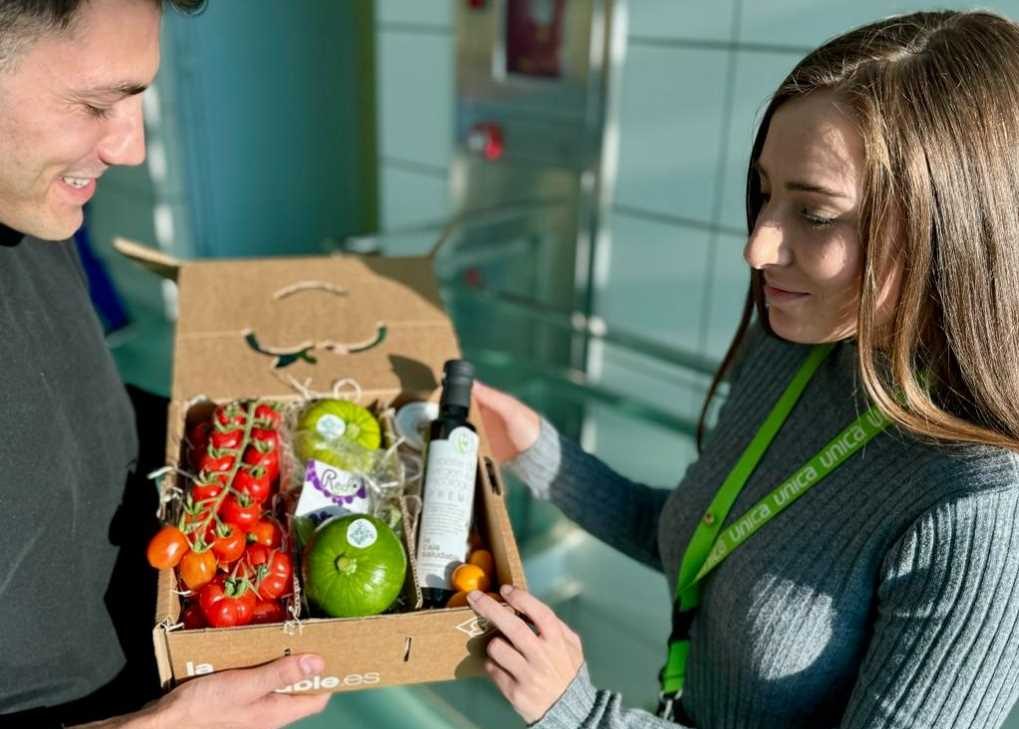 la caja saludable UNICA-NAVIDAD