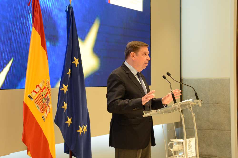 luis planas