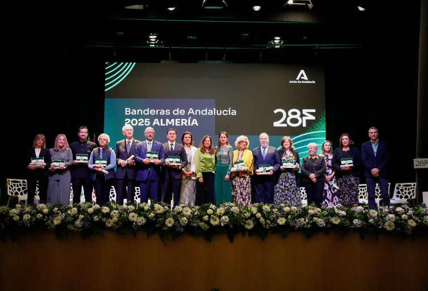 Banderas de Andalucía 2025