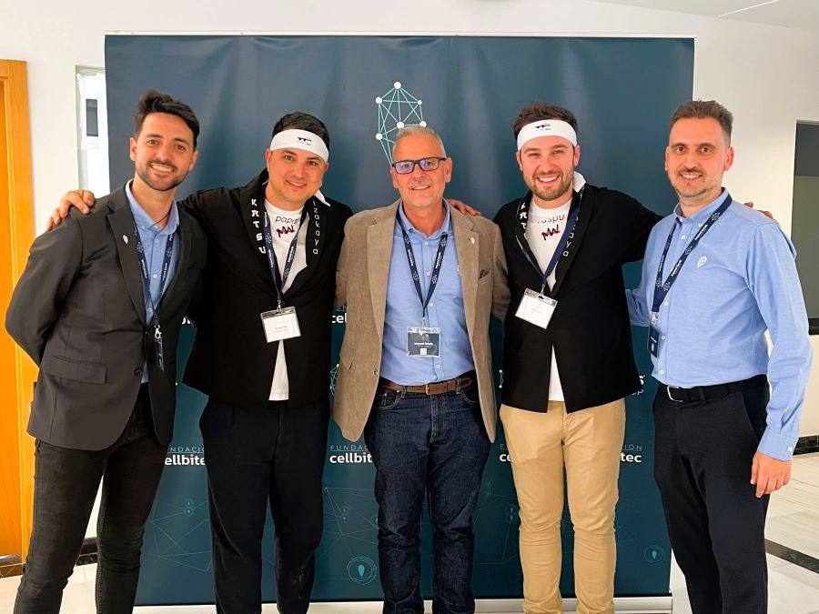 El equipo de Beyond Seeds junto a los chefs Hector García y David Papis