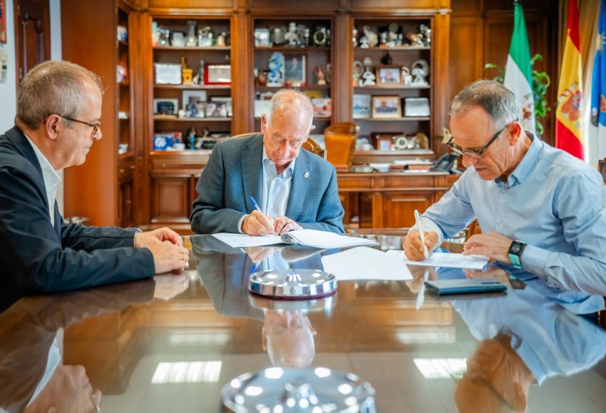 FIRMA ACUERDO SOL Y ARENA
