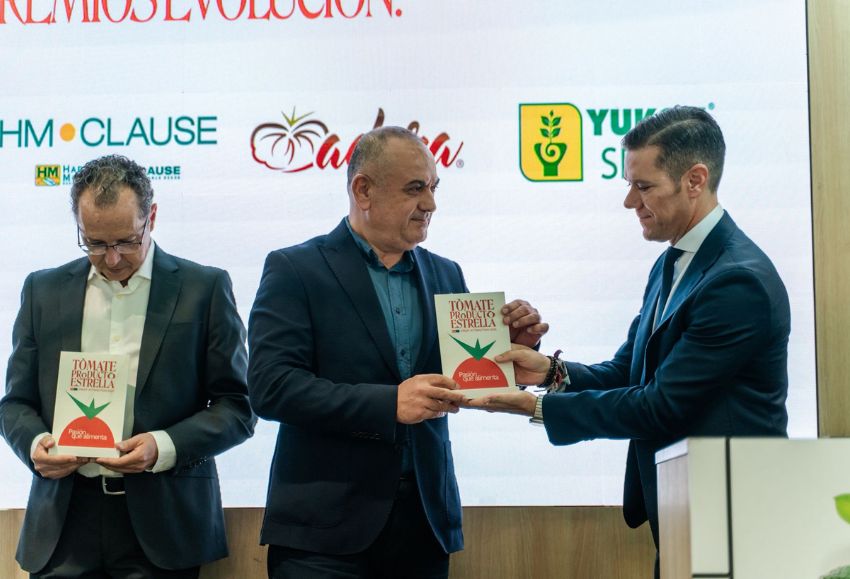 premio tomate yuksel