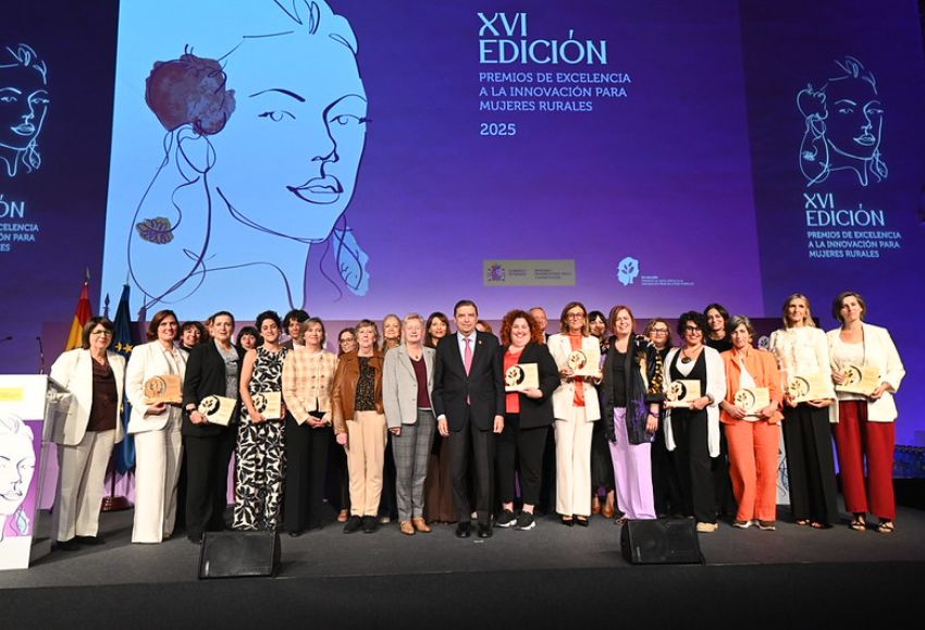 premios excelencia mujeres