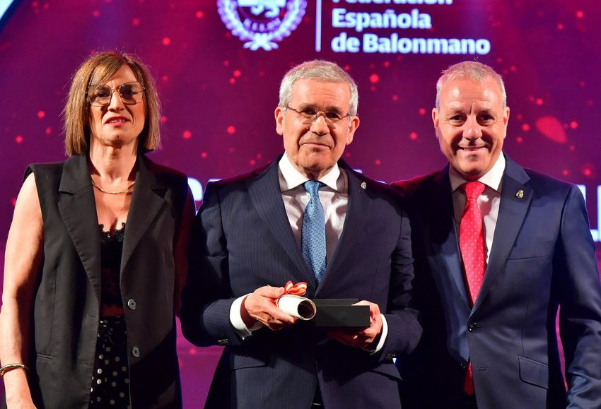 caparros premio balonmano